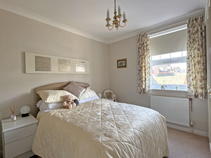 Photo 11- click for photo gallery